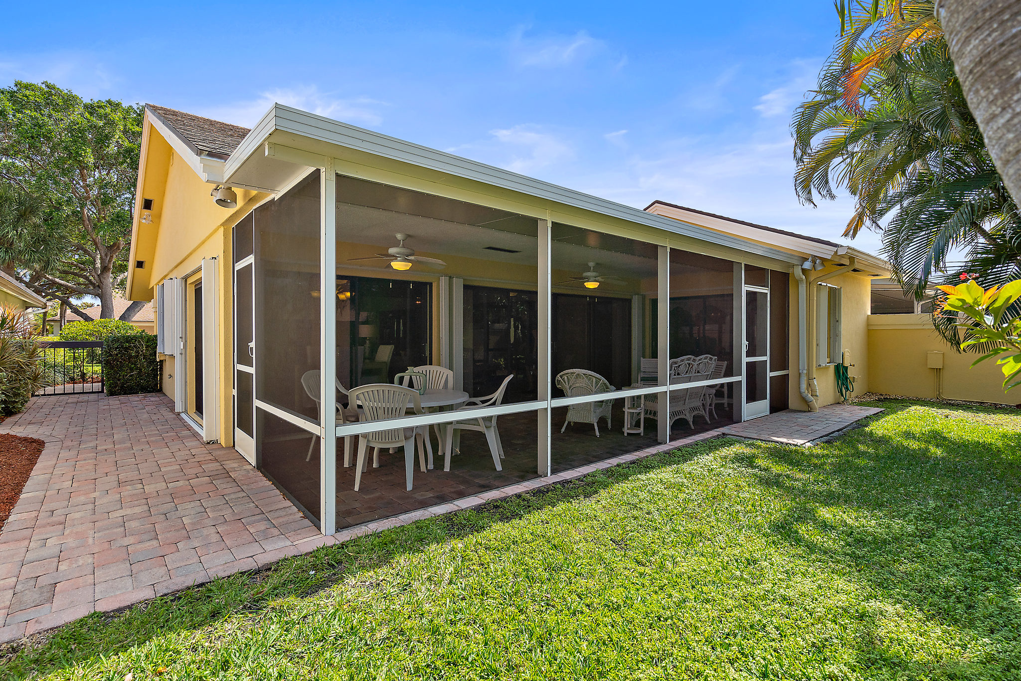 Home For Sale in The Ridge at the Bluffs Ellen DiMarco, Palm Beach